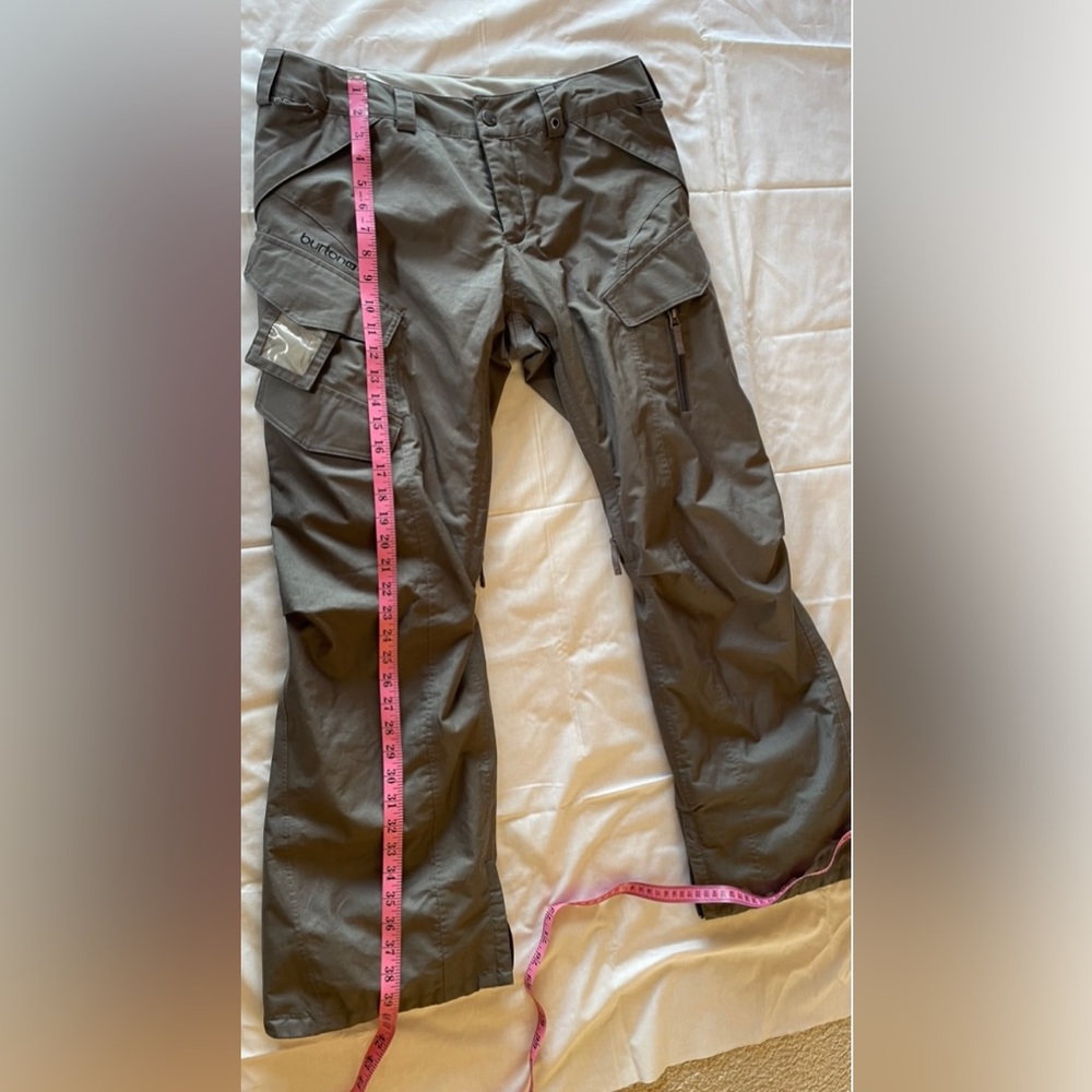 Burton Snowboarding Women’s Pant.           Size: M